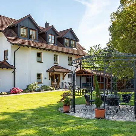 Trostelhof 1 * سالم