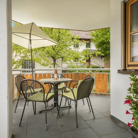 Trostelhof 1 * سالم